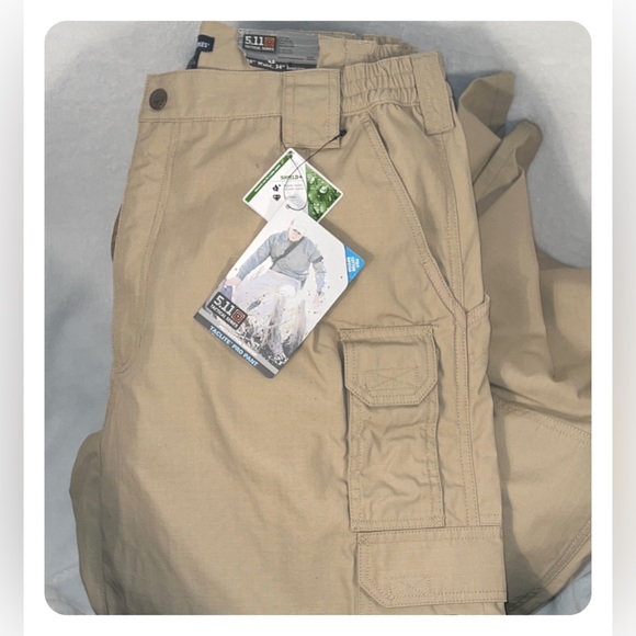 5.11 Tactical series pants. Size 38/34.  Color: lacking - Picture 5 of 6